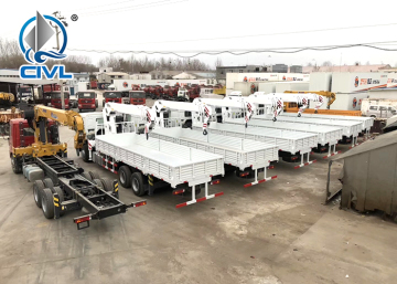 2018 SINOTRUK 4X2  Truck Mounted Crane