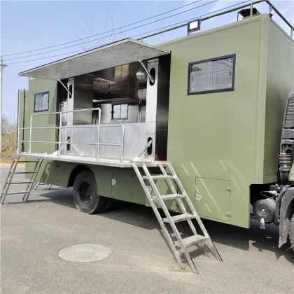Mobile kitchen car of banquet manor