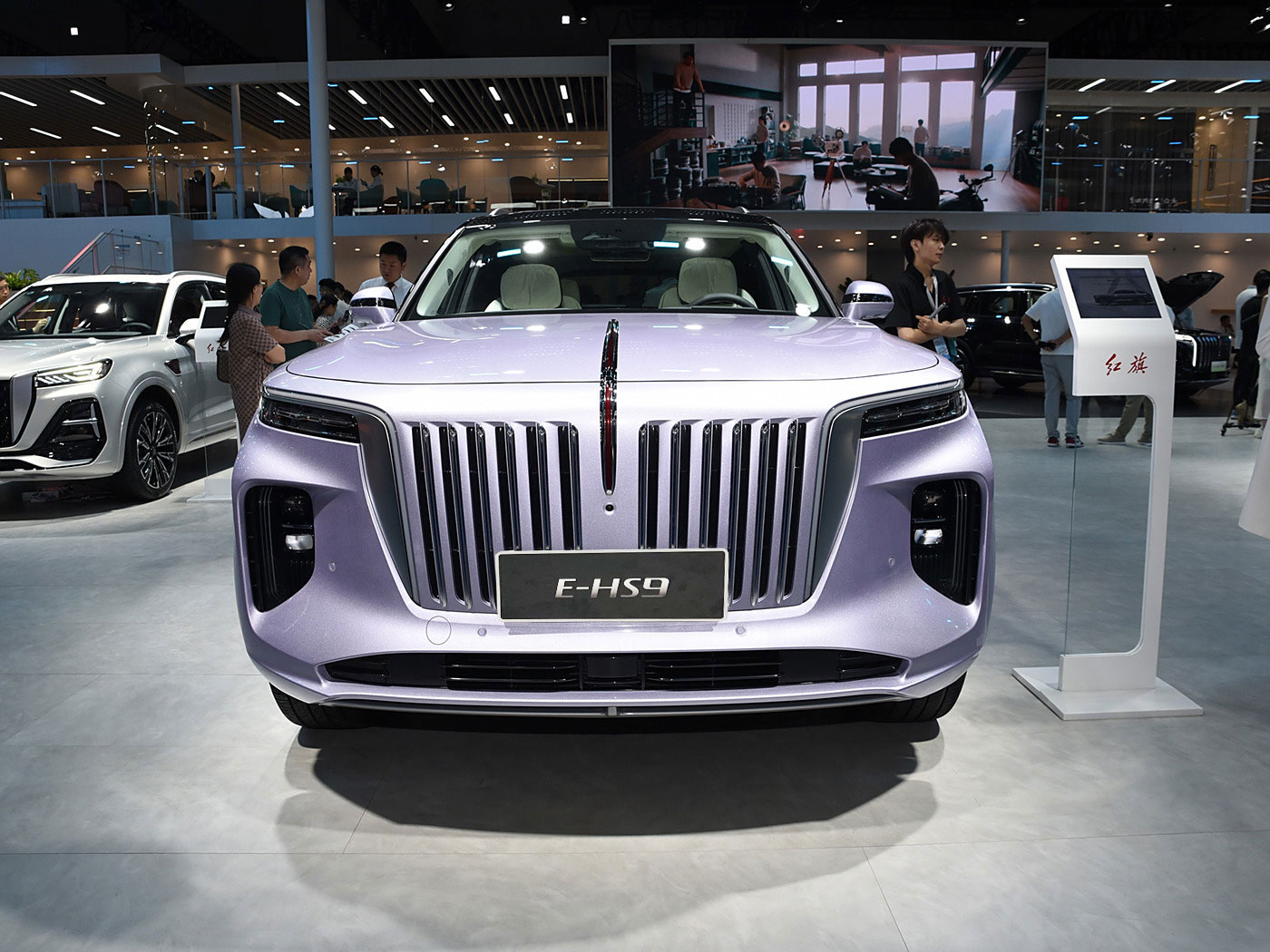 Top New Energy Vehicles Hongqi E-HS9 Electric