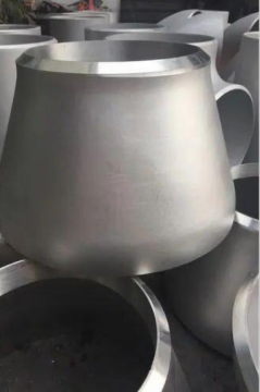 ASTM A234 WP22 سبائك الصلب المخفض متحدة المركز