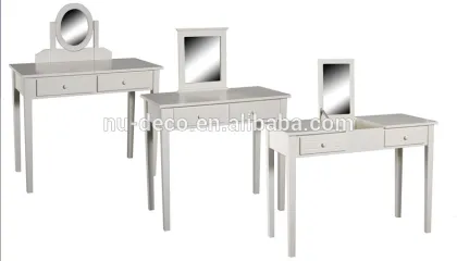 Modern wood dressing table with mirror