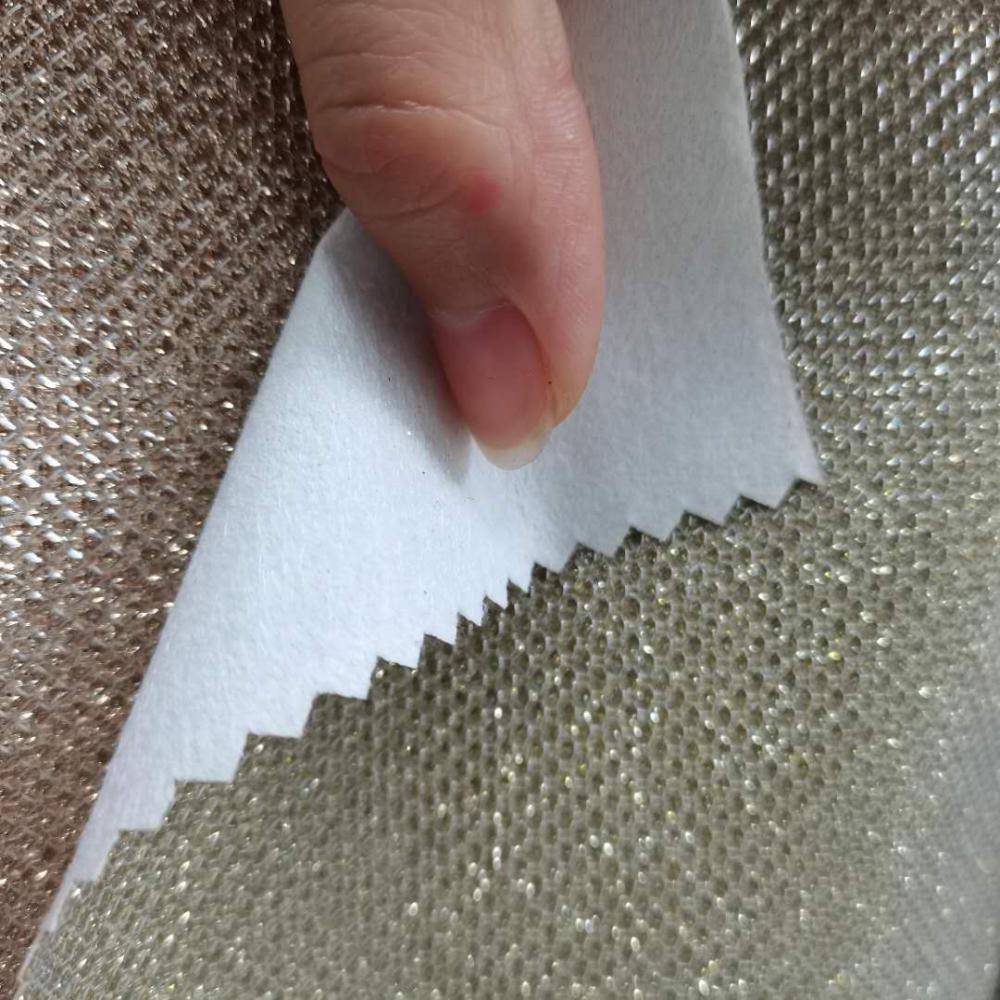 A Shiny Pu Leather With Nonwoven
