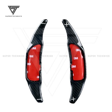 Paddle a turno in fibra di carbonio per Mercedes-Benz Classe CLA W117 AMG CLA45 2015-2018 Accessori del volante