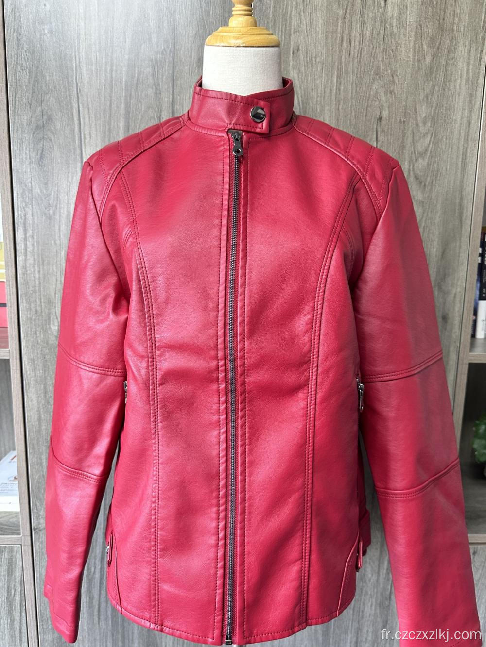 Veste en cuir féminine personnalisée