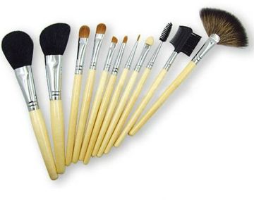 High quality bamboo brush set,available in various color,Oem orders are welcome