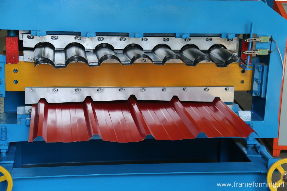 machines for manufacturing ceramic tiles,concrete roof tile machine