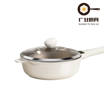 Молочно-белая глубокая сковорода с антипригарным покрытием.