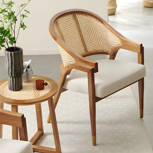 Silla de comedor clásica moderna con respaldo de ratán contemporáneo