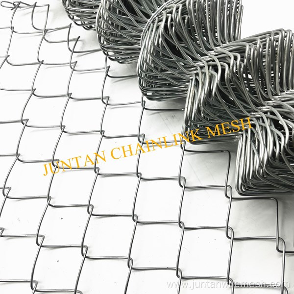 Galvanized mesh chain link fencing