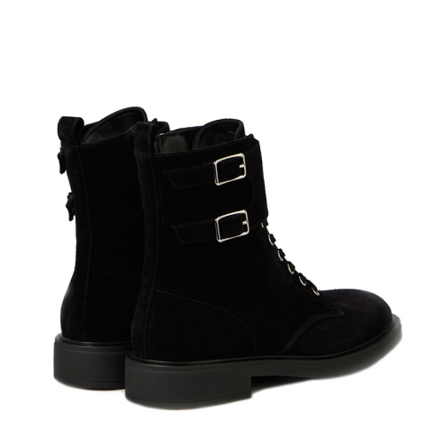 Trendy Women's Short Boots for Everyday Style