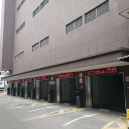Advanced car lift for commercial center
