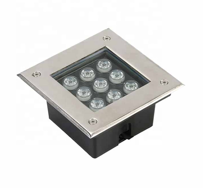 Luz embutida LED para degraus de parede 9W externa