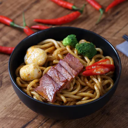 Wholesale Cheap Chinese Low Calorie Yum Yum Gummy Cart Noodles