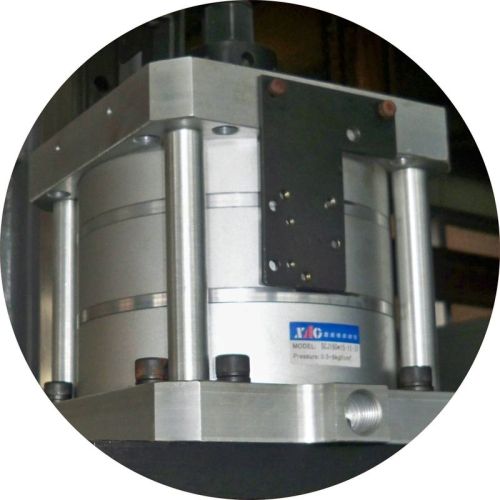 10000 Rpm Cnc Heavy Duty Machining Center, Mitsubishi / Fanuc ...