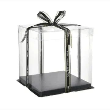 Clear plastic box for cake