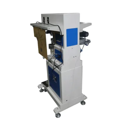 pad printer with pad-clean device