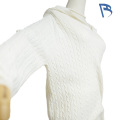 Pulover din tricot cu decolteu în V texturat alb