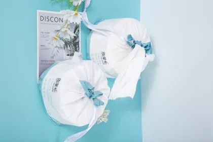 Facial Cleansing Wipes with Soft Towel Design