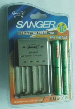 AA/AAA Ni-MH Rechargeable Battery Charger