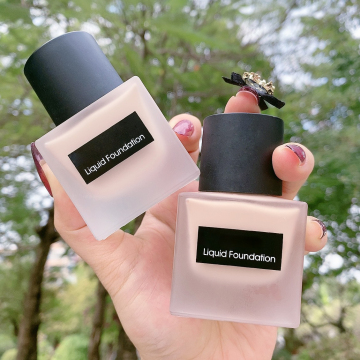 Botol Kaca Squaly Squaly Liputan Penuh Kawalan Minyak Matte Yayasan