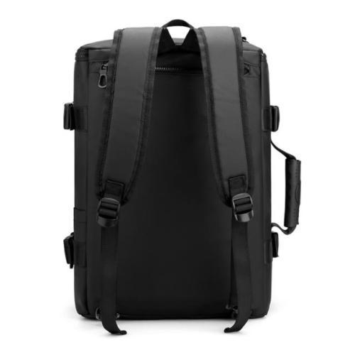 Estudante universitário backpack laptop mochila