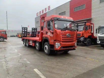 FAW heavy machinery equipment transportation flat truck