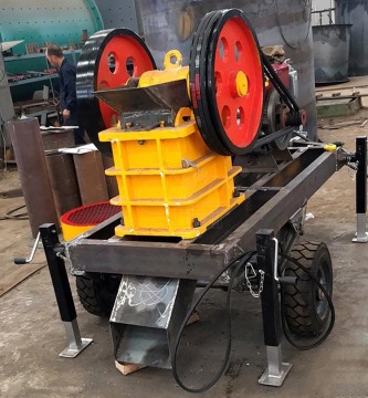 35 TPH Small Mobile Diesel Engine PEX 250x750 Jaw Crusher for Fine Stone Crushing