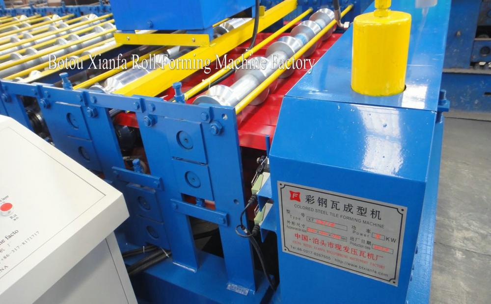 Roof corrugated and trapezoid roll forming machine