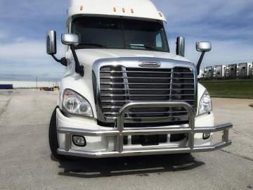 steel Heavy-Duty Deer Guard for Freightliner Cascadia
