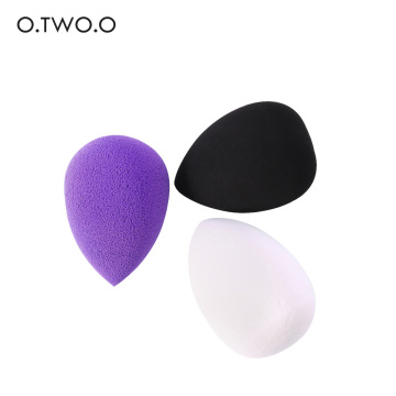 O.TWO.O Foundation Sponge Drop Shape Makeup Sponge With Bag