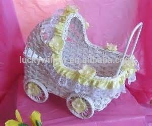 bassinet wicker baby basket with wheel