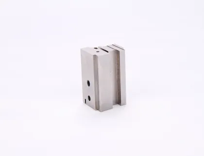 Dongguan YIZE MOULD Co.,LTD CNC machined plastic mold spare parts