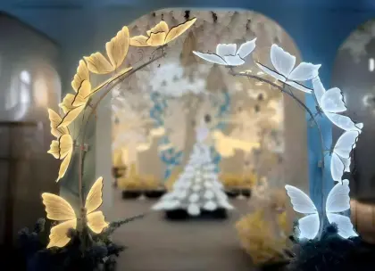 Wedding and cultural tourism decorative art arches