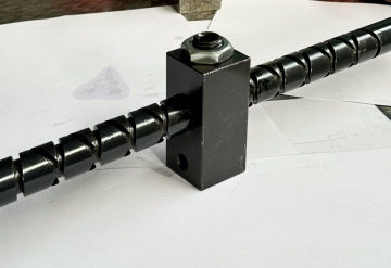 the Reciprocating lead screws