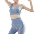 Naadloze slim-fit yogalegging met bh-set