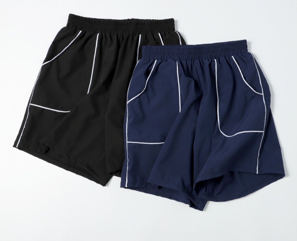 Women's Woven Fabric Sports Shorts With Elastic Waist