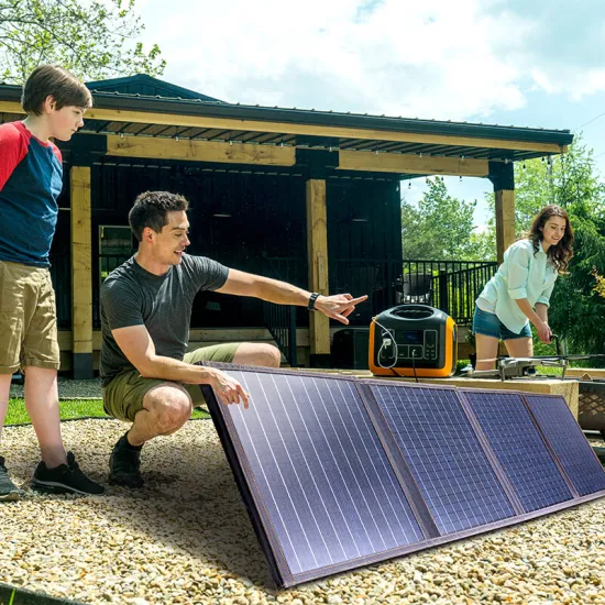 Flexible Waterproof Outdoor Backup Power Station with Foldable Camping Solar Panels (12V)