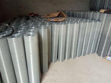 Galvanizado/PVC recubierto de malla de alambre soldado con autógena