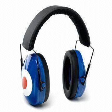 Warm/Soft Feeling Ear Muffs with 0.5W x 2 Speaker Rate, Available in Various Colors