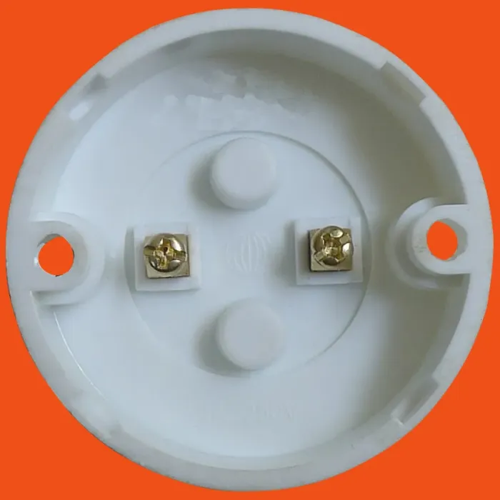 Dudukan Lampu 2" untuk Penggunaan Listrik