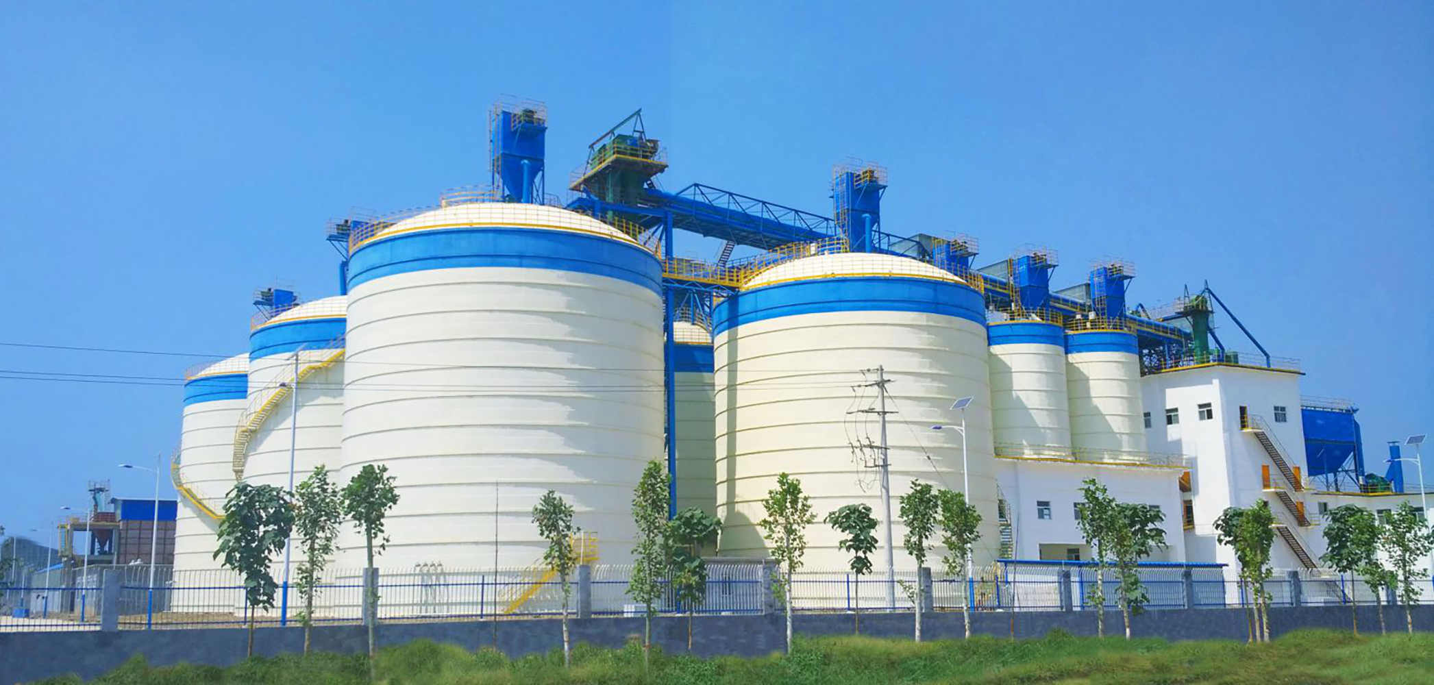 Cement storage and transportation in environmental protection industry