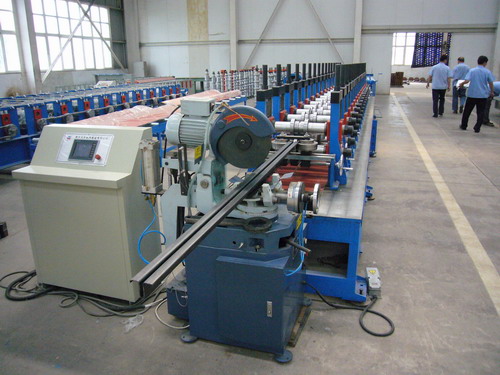 Light Steel Keel roll foming line (32)