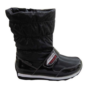 Latest children's snowboots with patent leather upper and EVA outsole, available in various colors