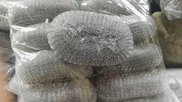 Digunakan secara meluas dgn plastik wire mesh scourer