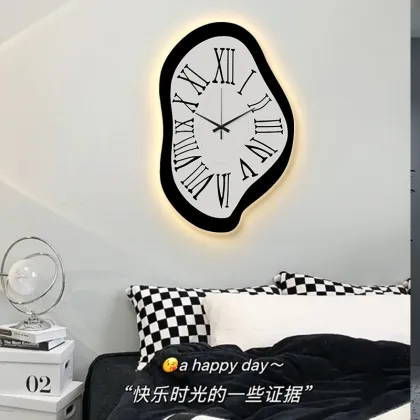 La Persistencia de la Memoria: Dali Art Silent Clock for Living Room or Bedroom Wall Decoration