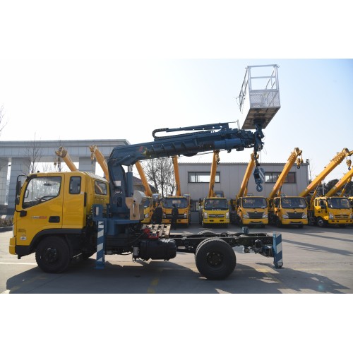 Многофункциональный автокран с дрелью