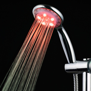 pommeaux de douche illuminés