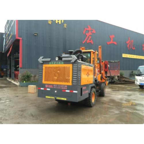 Hydraulic guardrail pile driver