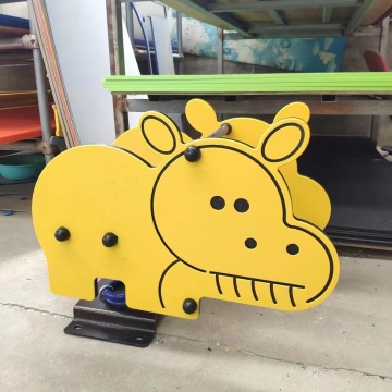 Children's Outdoor Playground Equipment: Kindergarten & Amusement Toys