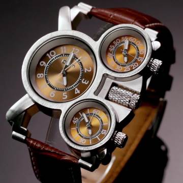 New Oulm 1167 Three Time Zone Quartz Men's Watches with Luxury Leather Strap and Japanese Movement in Wristwatches